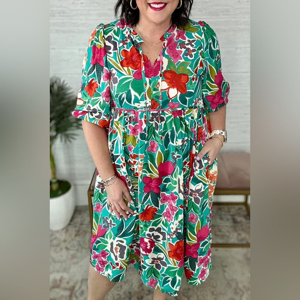 Plus Sizs Floral Print Puff Sleeve Dress